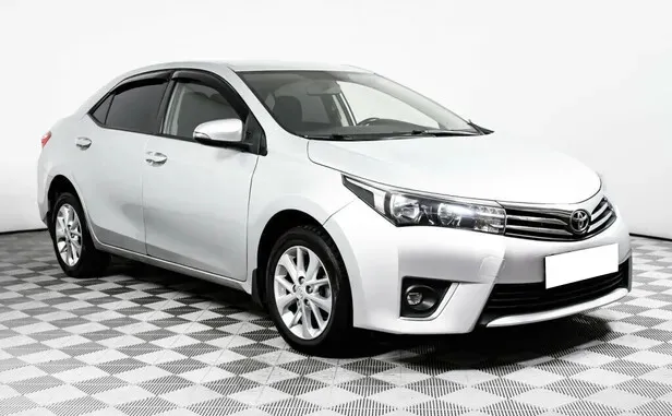 Toyota Corolla, XI (E160, E170, E180) — фото 3