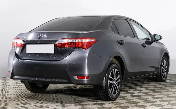 Toyota Corolla, XI (E160, E170, E180) — фото 2