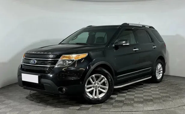 Ford Explorer, V — фото 1