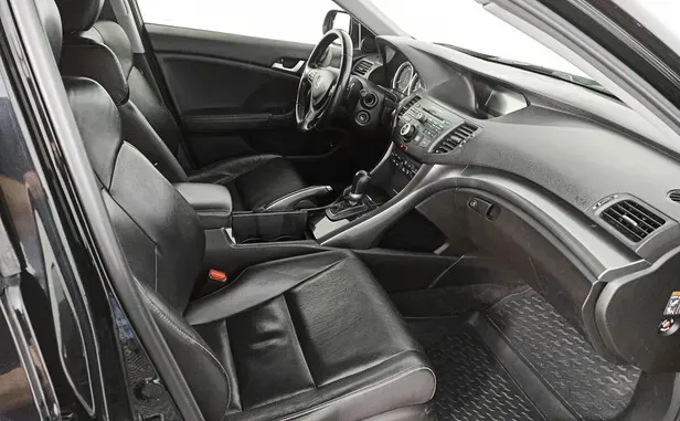 Honda Accord, VIII Рестайлинг — фото 6