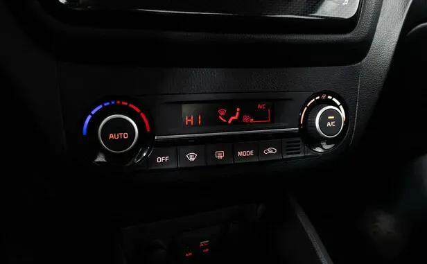 Kia Rio, III Рестайлинг — фото 7