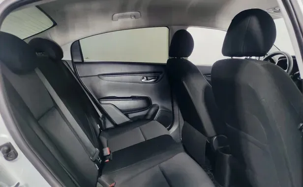 Kia Rio, IV Рестайлинг — фото 8
