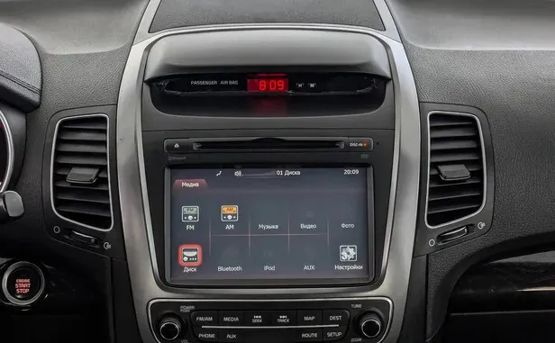 Kia Sorento, II Рестайлинг — фото 7