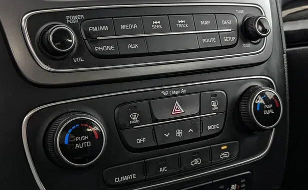 Kia Sorento, II Рестайлинг — фото 8