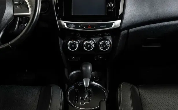 Mitsubishi ASX, I Рестайлинг — фото 12