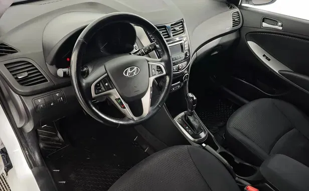 Hyundai Solaris, I Рестайлинг — фото 5