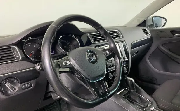 Volkswagen Jetta, VI Рестайлинг — фото 6
