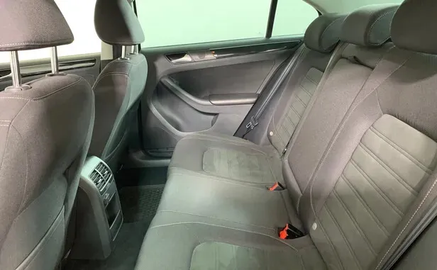 Volkswagen Jetta, VI Рестайлинг — фото 7