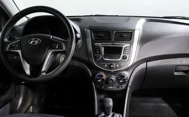 Hyundai Solaris, I Рестайлинг — фото 7