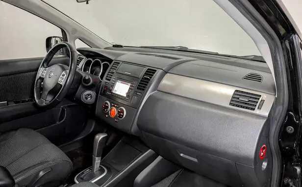 Nissan Tiida, I Рестайлинг — фото 5