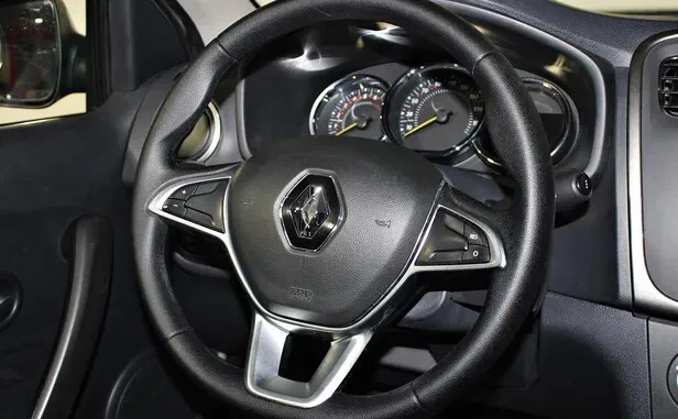 Renault Sandero, II Рестайлинг — фото 7