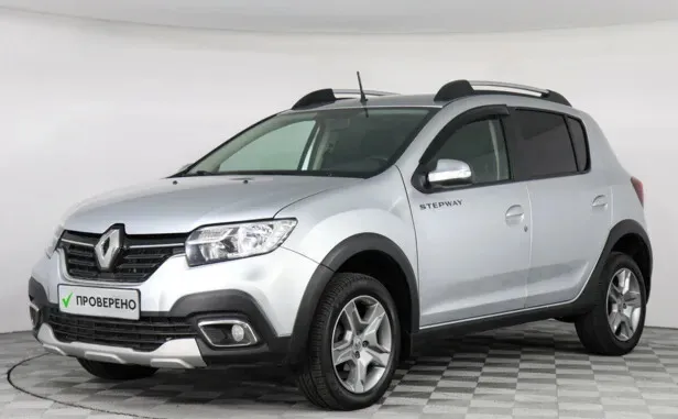 Renault Sandero, II Рестайлинг — фото 1