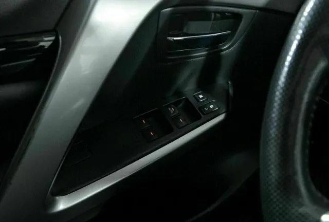 Mitsubishi Pajero Sport, III — фото 14