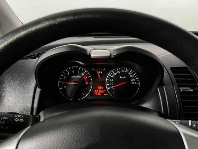 Nissan Note — фото 11