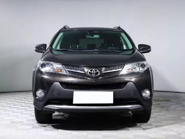 Toyota RAV4, IV (XA40) — фото 2