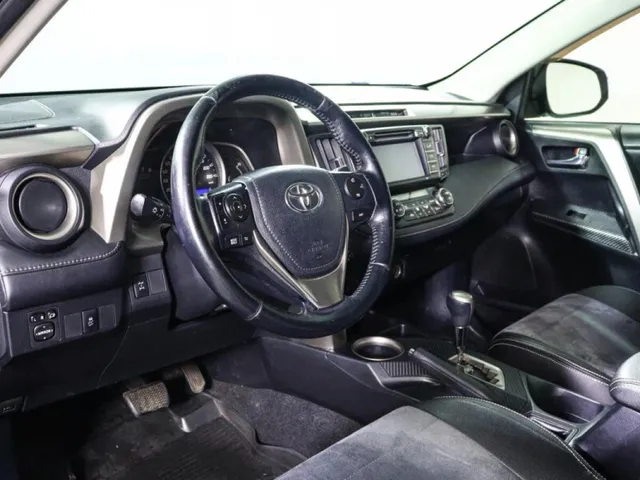 Toyota RAV4, IV (XA40) — фото 13