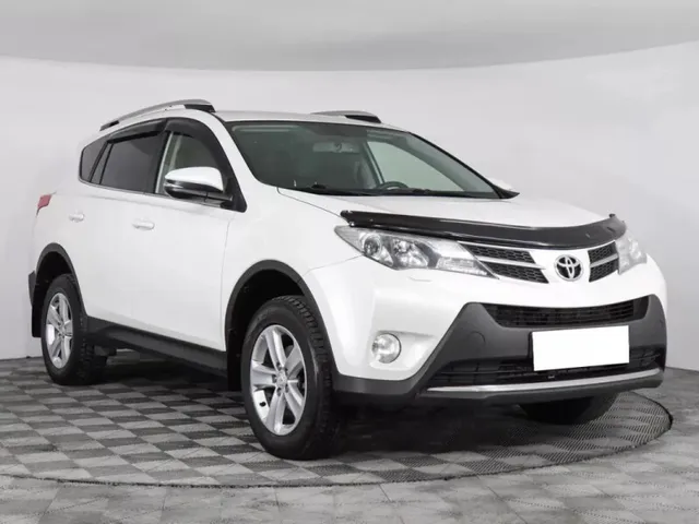 Toyota RAV4, IV (XA40) — фото 3