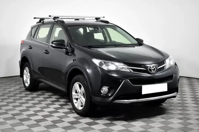 Toyota RAV4, IV (XA40) — фото 3