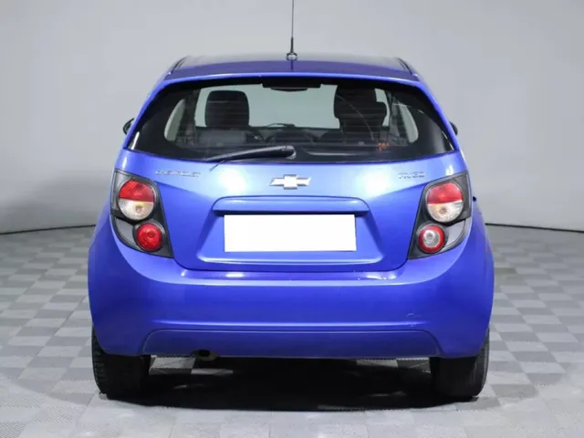 Chevrolet Aveo, II — фото 6