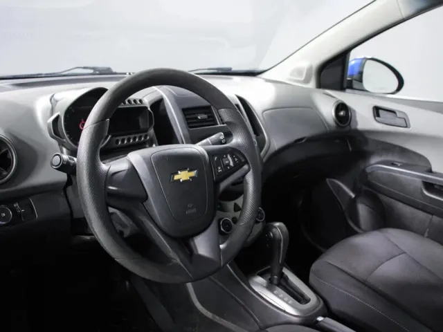 Chevrolet Aveo, II — фото 15