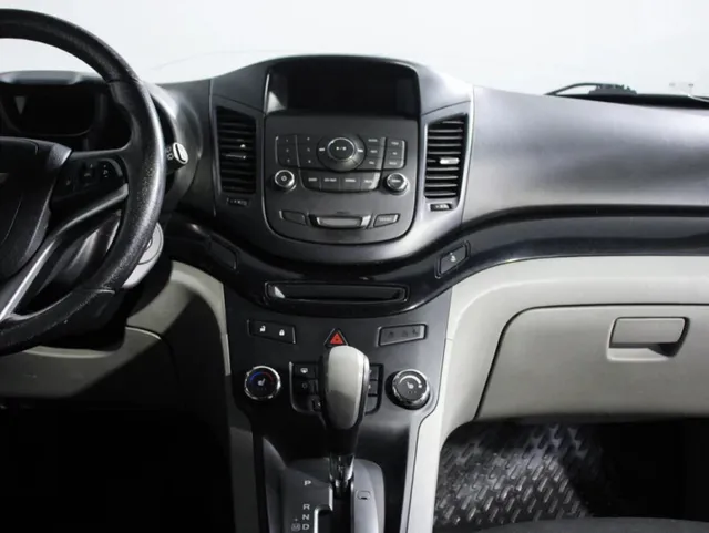 Chevrolet Orlando — фото 9