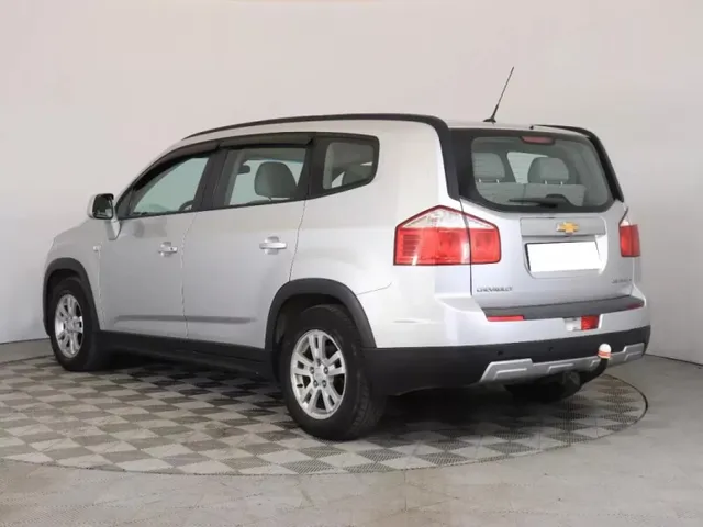 Chevrolet Orlando — фото 7
