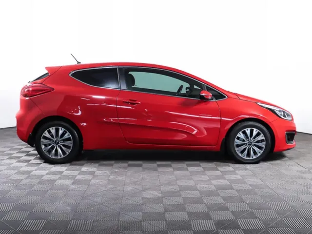 Kia Ceed, II Рестайлинг — фото 4