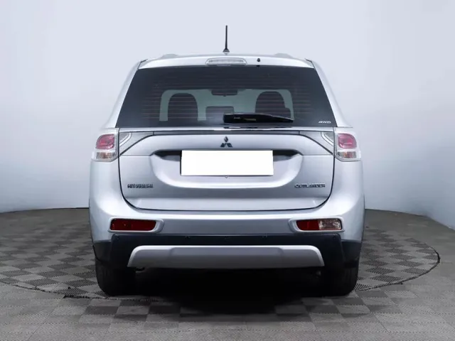 Mitsubishi Outlander, III Рестайлинг — фото 3