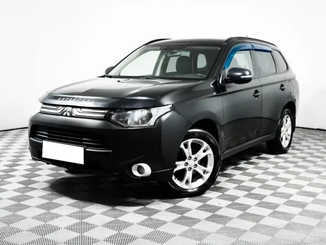 Mitsubishi Outlander, III — фото 1