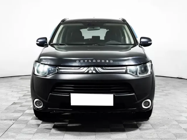 Mitsubishi Outlander, III — фото 2
