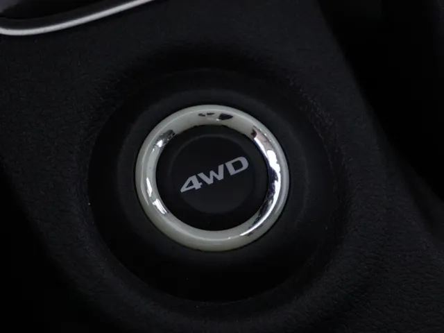 Mitsubishi Outlander, III — фото 24