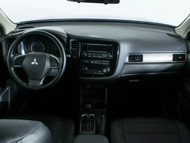 Mitsubishi Outlander, III Рестайлинг — фото 13