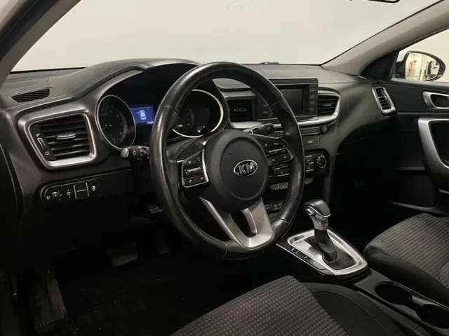 Kia Ceed, III — фото 14