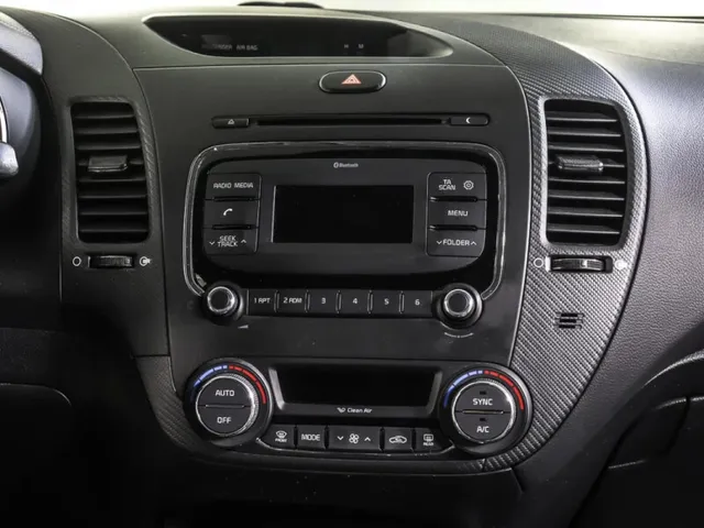 Kia Cerato, III — фото 15