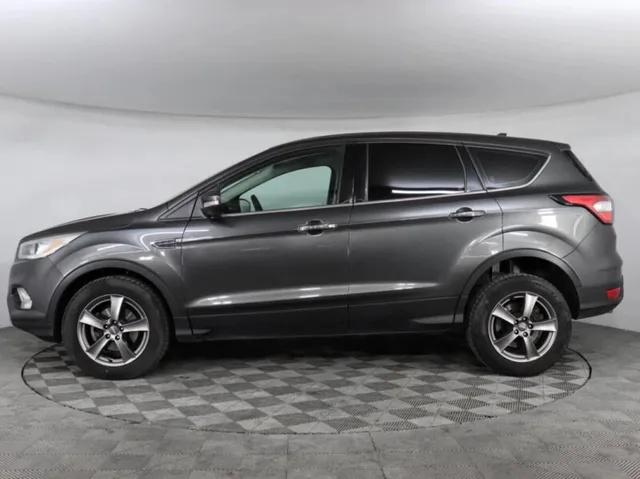Ford Kuga, II Рестайлинг — фото 8