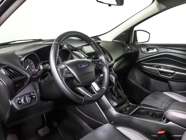 Ford Kuga, II Рестайлинг — фото 16