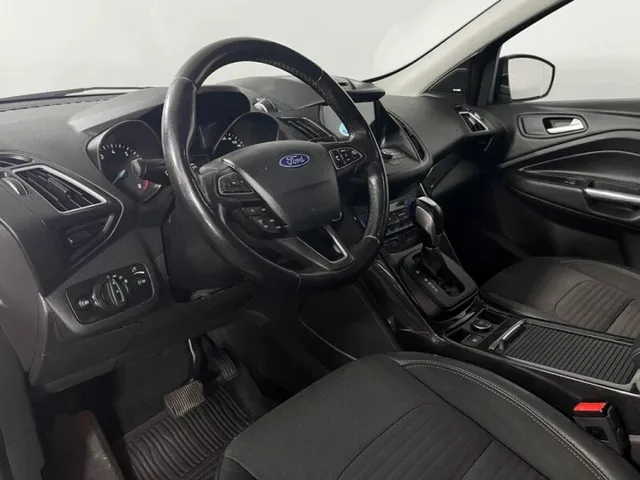 Ford Kuga, II Рестайлинг — фото 9