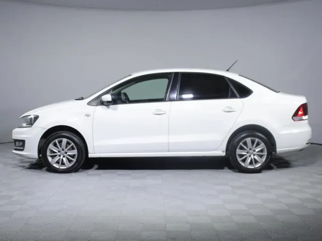 Volkswagen Polo, V Рестайлинг — фото 8