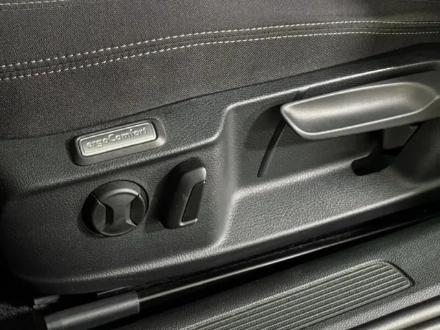 Volkswagen Passat, B8 — фото 14