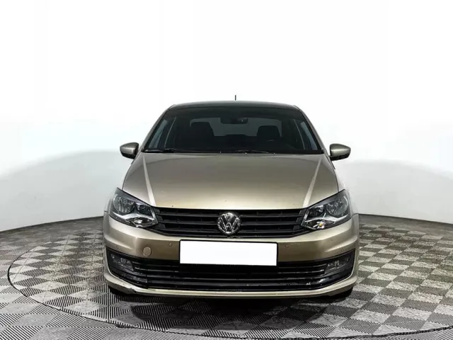 Volkswagen Polo, V Рестайлинг — фото 2