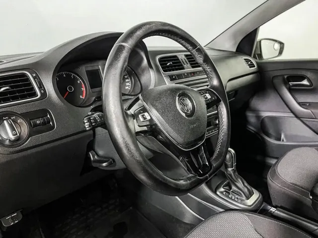 Volkswagen Polo, V Рестайлинг — фото 12