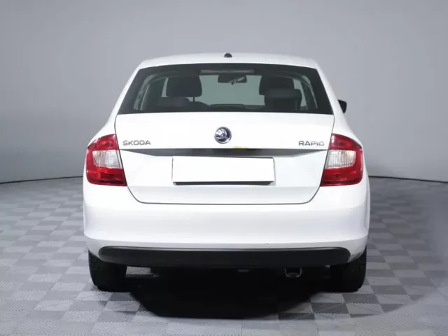 Skoda Rapid, I — фото 6