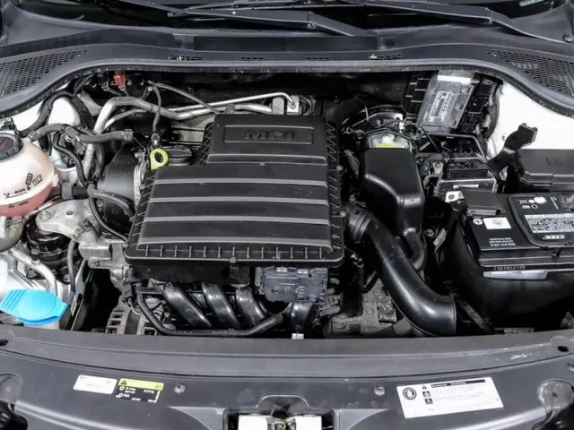 Skoda Rapid, I Рестайлинг — фото 8