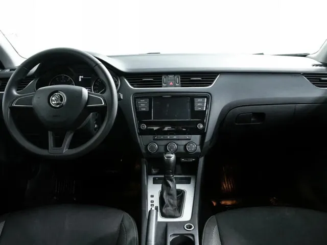 Skoda Octavia, III (A7) Рестайлинг — фото 12