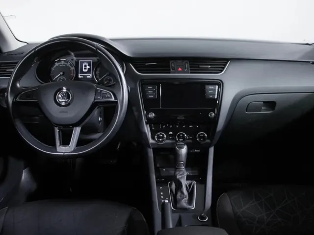 Skoda Octavia, III (A7) Рестайлинг — фото 13