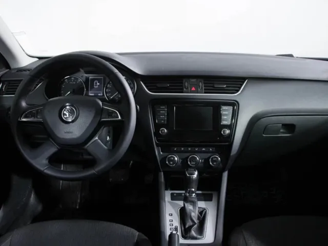 Skoda Octavia, III (A7) — фото 13