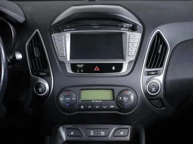 Hyundai ix35, I — фото 14