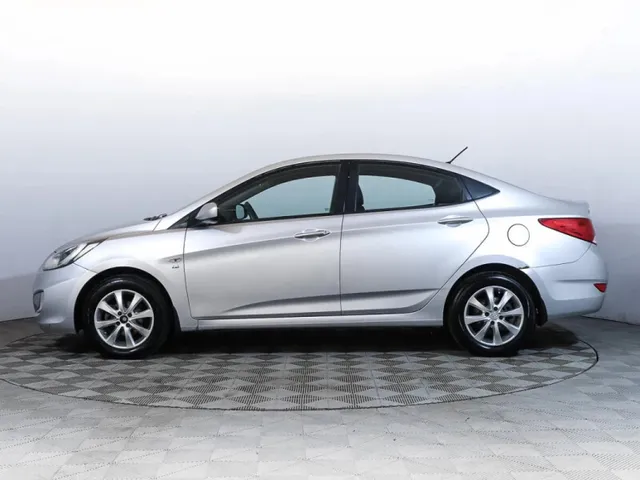 Hyundai Solaris, I — фото 8