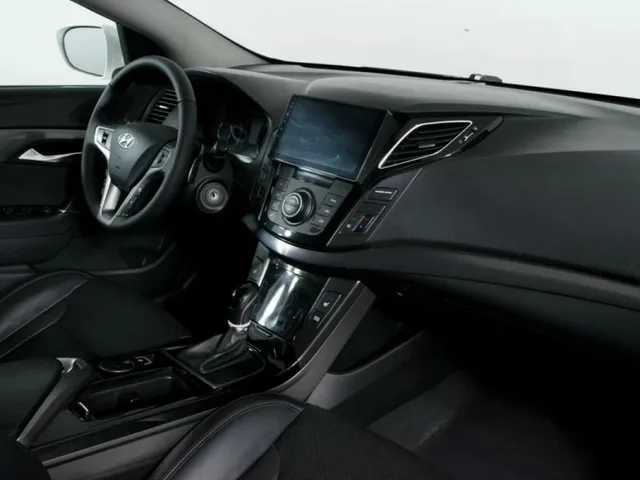Hyundai i40, I Рестайлинг — фото 9
