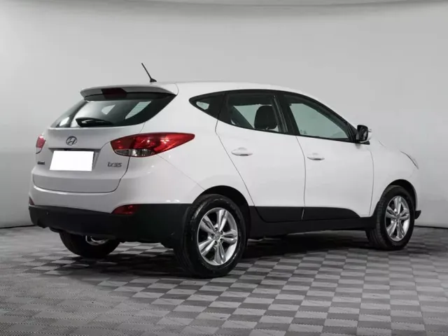 Hyundai ix35, I — фото 4